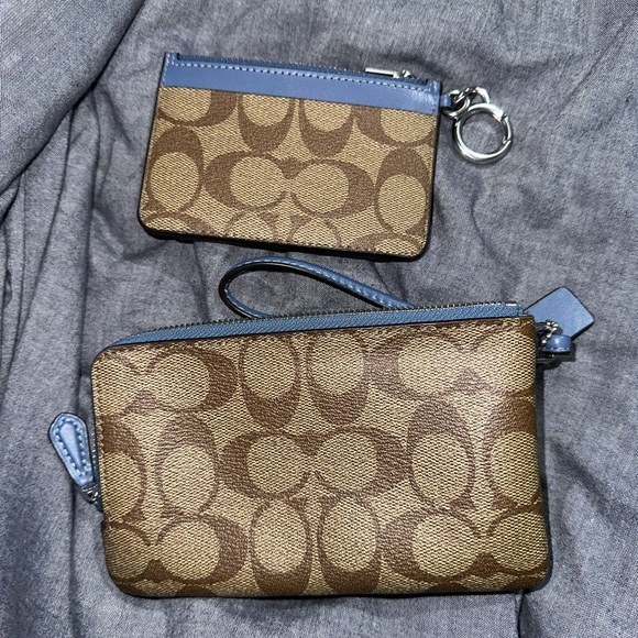 Coach wallet bundle - Picture 2 of 4
